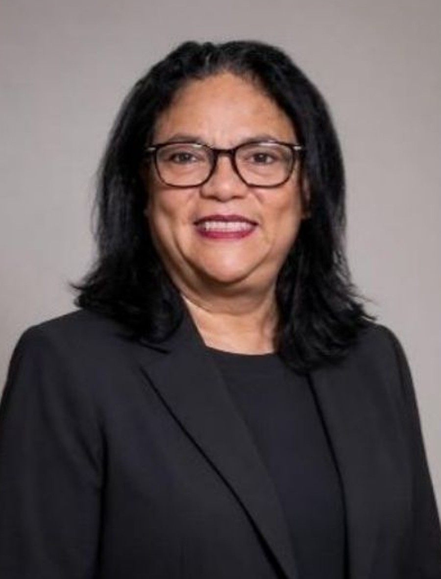 Retrato de Lucille V. Sanz Galay